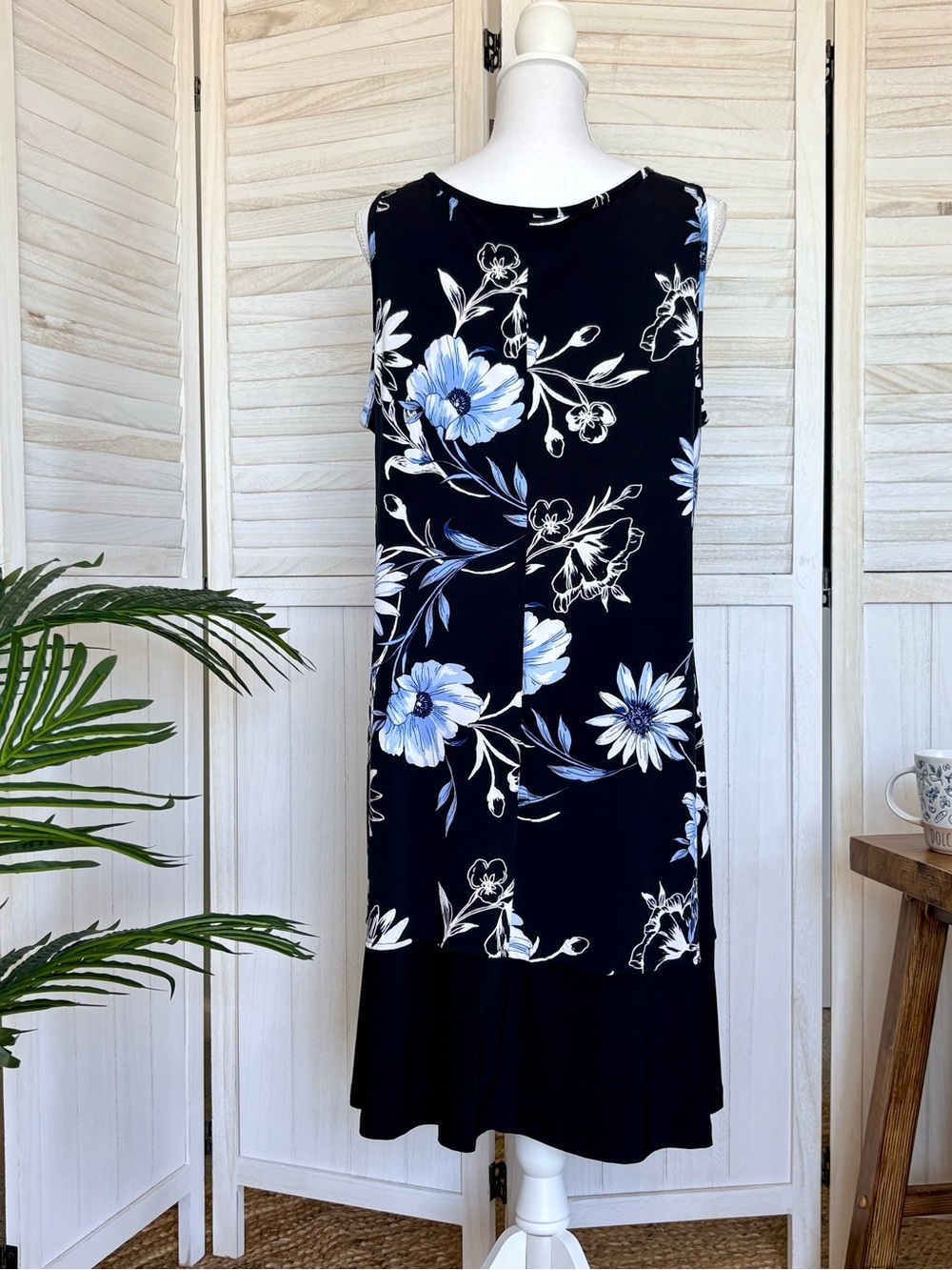 Ronni Nicole XL Black Blue Floral Midi Dress Sleeveless Stretch Swing Flounce He - Picture 4 of 10